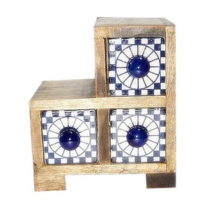 Boîtes décoratives pour la maison faites à la main de haute qualité coffre au trésor boîte à bijoux avec serrure bois artisanat article cadeau boîte en bois produit supérieur - Product Image 1