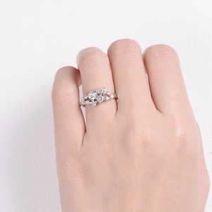 แหวนเพชรโมอิสทรงกลมตัดสไตล์วินเทจสีเงิน925มีเอกลักษณ์และสง่างามสำหรับผู้หญิง - Product Image 5