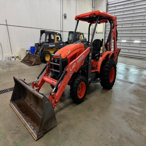 Quality Affordable Kubota B26 4WD Diesel Mini <b>Tractor</b> with <b>Backhoe</b> <b>Loader</b> - Product Image 1