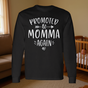 T-shirt à manches longues « Promue à la nouvelle maman » – Cadeau Fête des Mères pour jeune maman - Product Image 3