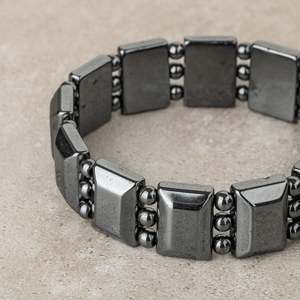 Bracciale in Ematite Naturale a Taglio Largo Design Personalizzato - Product Image 3