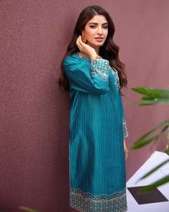 Belle robe pakistanaise décontractée de taille personnalisée pour femmes musulmanes avec broderie imprimée robe pakistanaise pour femmes WS INTERNATIONAL - Product Image 5