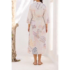 ชุดเดรสทำงานพิมพ์ลายสีเบจ Zarmina Jahanara - Product Image 6