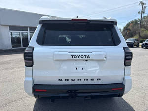 Toyota 4Runner TRD Sport Premium d'occasion 2026 - Product Image 2