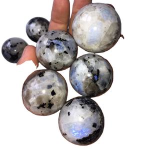 Esfera de piedra lunar arcoíris tallada más vendida, cristales llamativos completos para recuerdos de Feng Shui curativos de Reiki, piedras preciosas al por mayor - Product Image 1