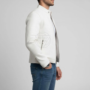 Elegante Chaqueta de Invierno para Hombre en Cuero de Vaca Repujado, con Logotipo Frontal, Corte Elegante, Diseño Ecológico Personalizable, Características Personalizables - Product Image 5