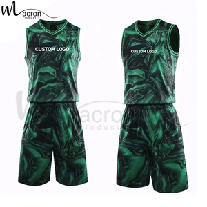 Uniforme de Baloncesto Sublimado Personalizado de Diseño Clásico, Proveedor de Alta Calidad, Último Estilo en Camisetas y Pantalones Cortos de Baloncesto - Product Image 3
