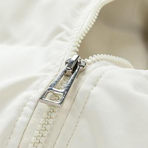 Abrigo de Invierno Impermeable y Transpirable para Hombre con Bolsillo Delantero y Aislamiento de Alta Calidad - Product Image 5