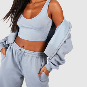 Meilleurs ensembles de survêtements personnalisés pour femmes 2026, comprenant un sweat-shirt court et un pantalon de jogging à taille large et élastique, style uni - Product Image 4