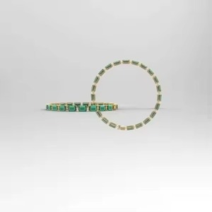 Increíble conjunto de pulseras y brazaletes de diamantes de moissanita Colección de joyas inspiradas en Diamantes en Oro de 18K diamante verde - Product Image 2