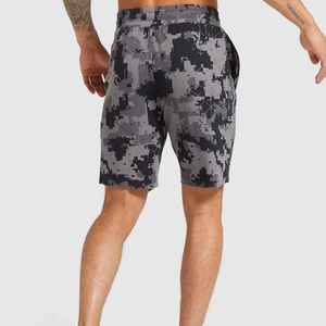 Precio al por mayor Casual Camo Print Men Gyms Fitness Regular Fit Shorts / Active Wear Pantalones cortos de secado rápido para hombres - Product Image 3