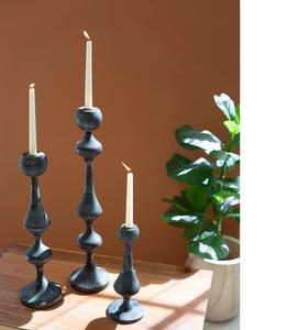 Cadeau de créateur en métal en aluminium en forme d'Ubique Bougeoir de table pour mariage Meilleure vente d'occasion - Product Image 3