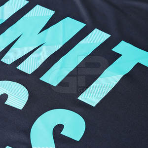 T-shirts sur mesure 2026 avec étiquettes de col personnalisées et emballage prêt à la vente - Product Image 3