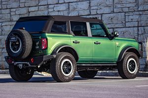 ฟอร์ด บรองโก แบดแลนด์ส ปี 2022 ~6,600 ไมล์, เอโคบูสท์ วี6, แพ็คเกจซาสควอช - Product Image 3