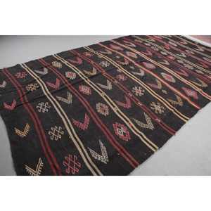 Alfombra Turca Vintage de 7,3x12,5 pies, Alfombra Extra Grande, Alfombra Negra de Kilim con Diseño de Patchwork - Product Image 4