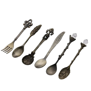 Ensemble de couverts en aluminium de haute qualité, 5 pièces, élégants, parfaits pour la maison, les restaurants et les hôtels - Product Image 1