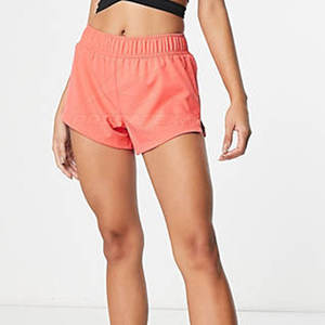 Pantalones cortos de gimnasio de yoga con forma de cuerpo de cintura alta para mujer, nuevo diseño y función transpirable a la venta - Product Image 2