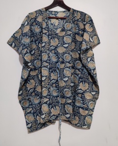 Caftan en coton léger à la mode pour femmes Robe de plage et de nuit courte à imprimé floral fait à la main avec taille naturelle - Product Image 2