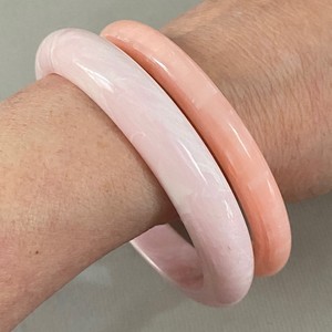 กำไลเรซิ่นสไตล์วินเทจที่มีฝุ่นสีทองและพื้นผิวแบบฝัง - Product Image 5