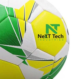 Pelota profesional de Next Tech cosida a mano con diseño personalizado y logotipo personalizado - Product Image 3