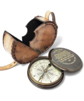Boussole de poche nautique en laiton massif de qualité supérieure, étui en bois, résistante à l'eau, durable, portable, avec cadran de pointage, style antique, pour le camping