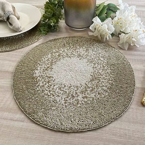 Mantel Individual Decorativo de Alta Calidad, Bordado a Mano, Ecológico, para Bodas - Product Image 1