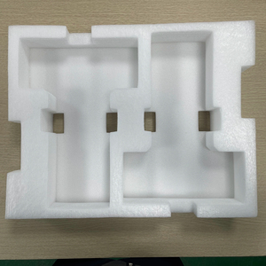 Insert en mousse EPE personnalisé d'usine du Vietnam pour emballage de produit numérique coussin de protection étanche blanc - Product Image 1