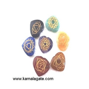 Vente en gros 7 Chakra Crystal Set Semi-Précieuse Pierre Coeur Gravé Reiki Guérison Pierre Artisanat - Product Image 2