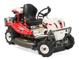 Tracteur OREC RM982F 4x4 Rabbit à vendre, moteur diesel compact, transmission intégrale, système PTO robuste, utilisation agricole et jardinage. - Product Image 4