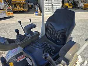 รถขุดขนาดเล็ก TAKEUCHI TB215R ประสิทธิภาพสูง - Product Image 5