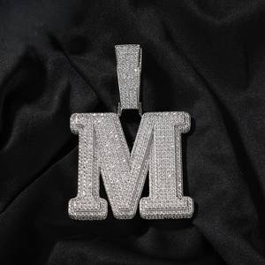 Sarva Jewels - Colgante Personalizado con Letra M Chapado en Oro, Corte de Diamante VVS, Estilo Hip Hop, Colgante de Moissanita para Hombre - Product Image 1