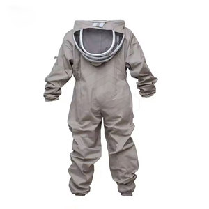 <b>Full</b> <b>Body</b> Bee <b>Suit</b> With Detachable Veil And Tool Pockets For Convenient Use 2025 - Product Image 5