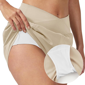 Shorts de course pour femmes avec compression intégrée et doublure à séchage rapide - Product Image 2