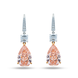 ต่างหูเพชร IGI 18K ทองคำขาว 15.90 กะรัต รับรองโดย IGI ดีไซน์ทรงหยดน้ำสีชมพูสดใสและสีขาวทรงเหลี่ยมแบบ Asscher เพื่อความหรูหรา - Product Image 1