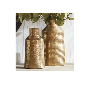 Jarrón de Metal de Diseño para Decoración de Hogares de Lujo, Centro de Mesa Creativo y Usos Decorativos Alternativos, Hecho a Mano - Product Image 6