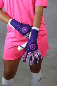 Gants de gardien de but en cuir de qualité supérieure personnalisables sur mesure coupe personnalisée poignée en latex de football en gros - Product Image 2