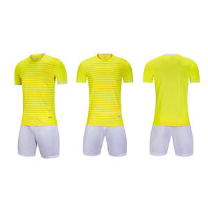 Kit d'entraînement de football pour jeunes enfants maillot sublimé en polyester respirant pour équipe de football - Product Image 4
