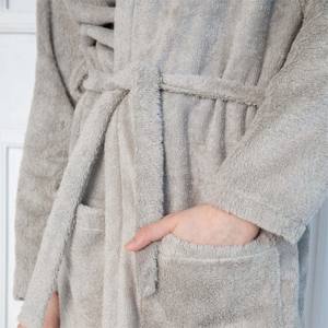 Abrigos de Albornoz para hombre de alta calidad, suaves y cálidos, perfectos para el invierno y para relajarse en casa - Product Image 4
