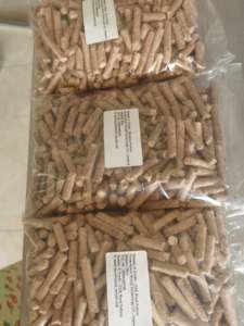 Pellets de madera en bolsas de 15kg En Plus A1 Madera de pino 6mm Enplus A1 Pellet de madera de pino - Product Image 3