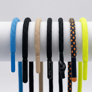 Lacets de sport plats réglables en PP de 8 mm en gros |   Cordon de serrage en plastique durable, sans plomb, avec revêtement écologique et logo personnalisé - Product Image 2