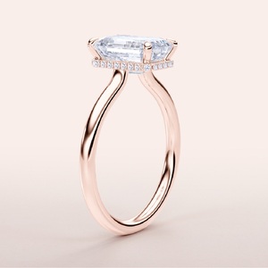 Anillo de fiesta de aniversario de boda de moissanita de 2 quilates de oro amarillo y blanco de 18 quilates personalizado de fábrica Anillo de diamante original - Product Image 4