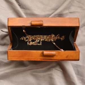 Royal Elephant Bolso de mano estampado de madera y bolso cruzado Embragues de noche de metal - Product Image 6