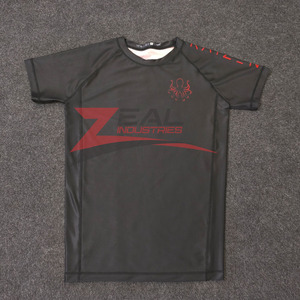 Custom Mma Rash Guards Sublimación Impresión Ultavoilet protección 240 GSM Compresión Grappling Bjj Rash Guards Hecho en Pakistán - Product Image 1