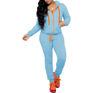 Ensemble 2 pièces personnalisé avec logo pour femme : sweat à capuche oversize et pantalon en molleton chaud en coton et polyester, taille plus - Product Image 4
