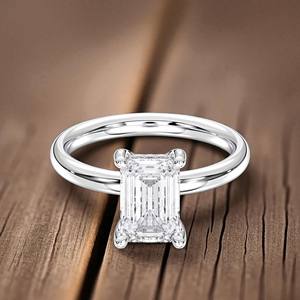 Bague de fiançailles Solitaire en argent pour femme, émeraude et taille ronde, 2.16 carats, E-F/VVS-VS, Moissanite - Product Image 4