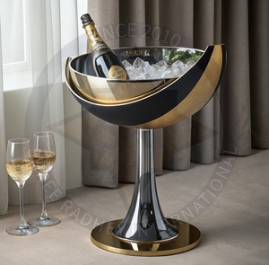 Cubo de hielo con varias botellas para buffet de hotel, Resort junto a la piscina y celebraciones de fiesta - Product Image 1