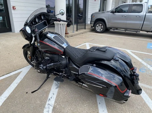 Listo para enviar: R 18 B Black Storm Metallic 2024 - Product Image 3