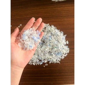 Flocons de bouteilles PET recyclées de haute qualité, flocons PET transparents pour le recyclage du plastique, fabrication de fibres de polyester, emballage - Product Image 5