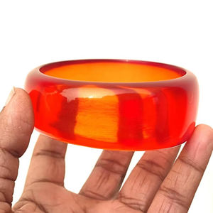 Bracelets en résine de luxe personnalisés pour femmes haute couture bijoux de fête CHRÉTIENNE cadeau bracelets en résine personnalisables - Product Image 1