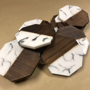 Posavasos de té de madera maciza decorativa de madera y resina, producto personalizado, almohadilla de aislamiento de resina, posavasos personalizados para el hogar y la cocina - Product Image 1